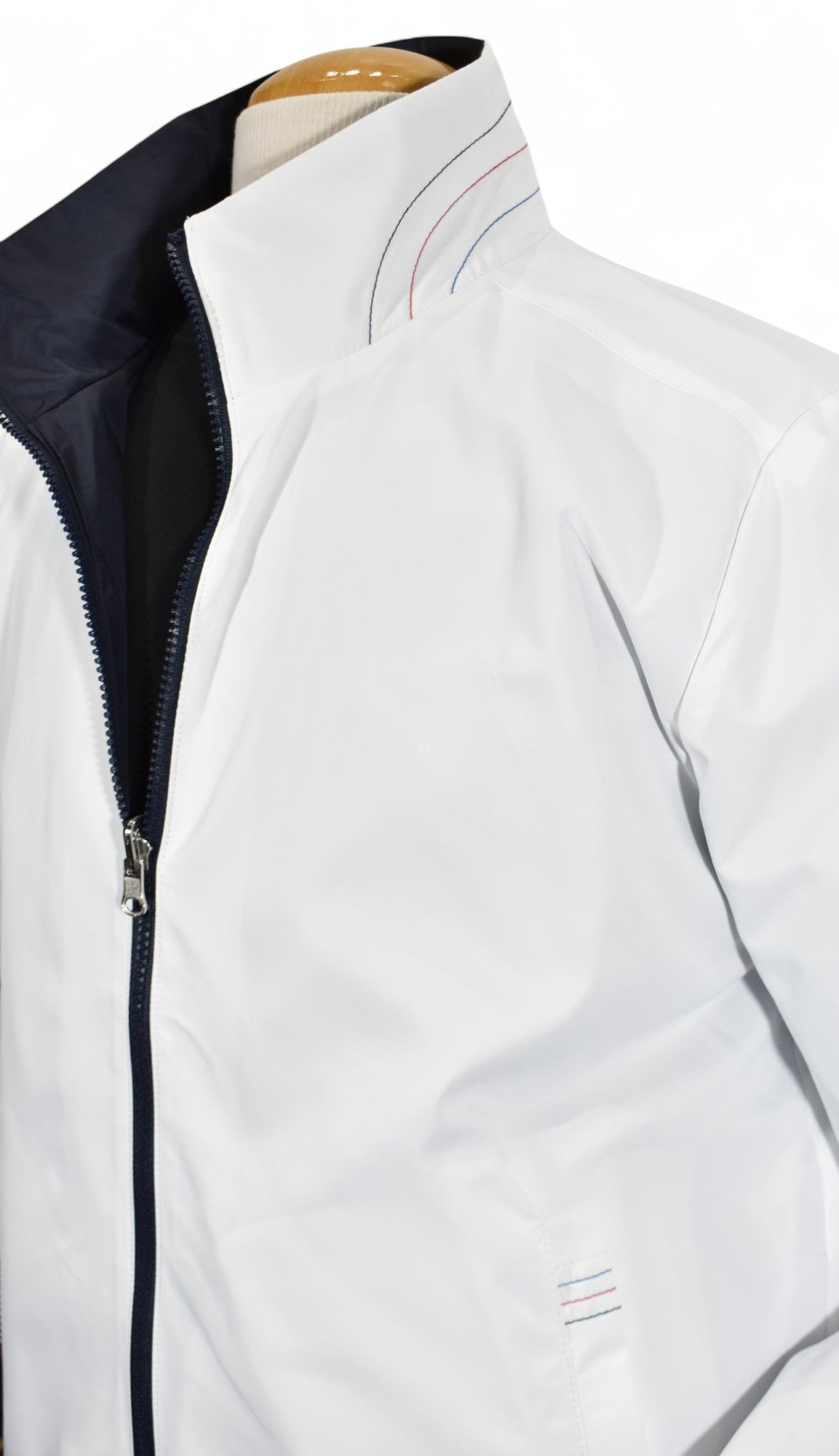 J445R White Reversible Windbreaker