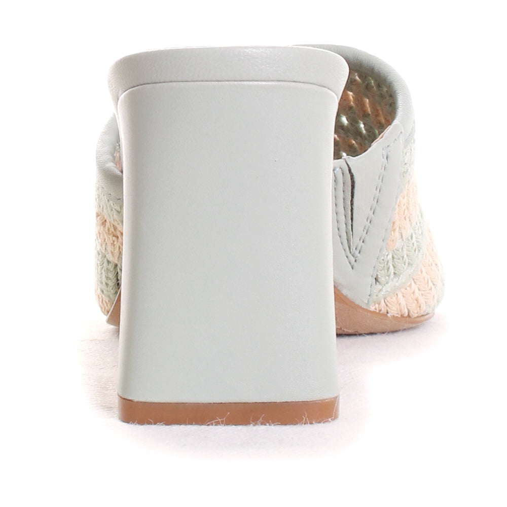 Alyysa Heels