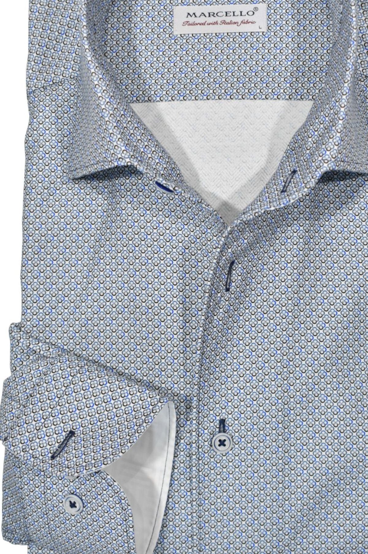 W736R Clover Print Roll Collar