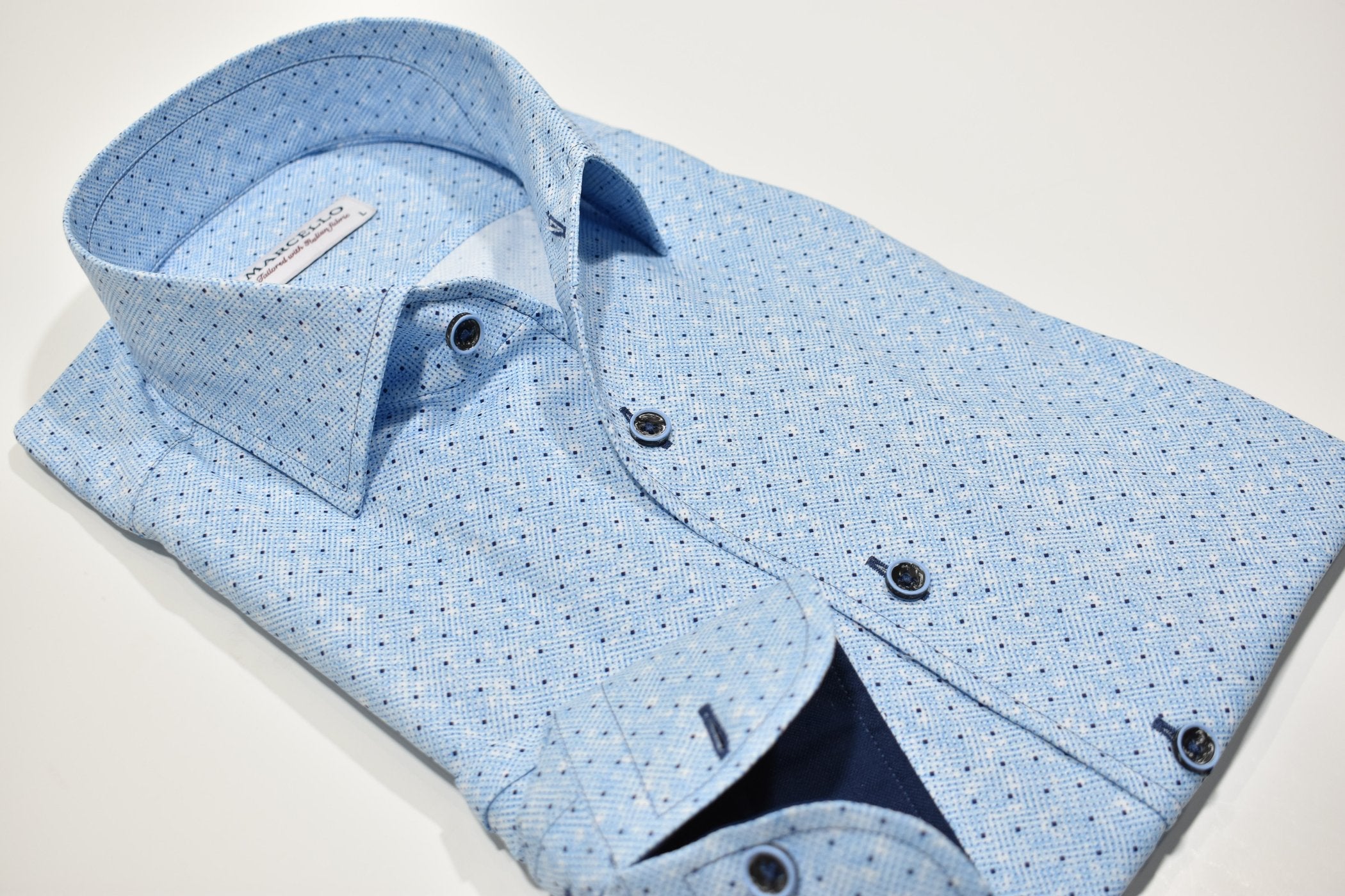 W932R Sky Dot Roll Collar