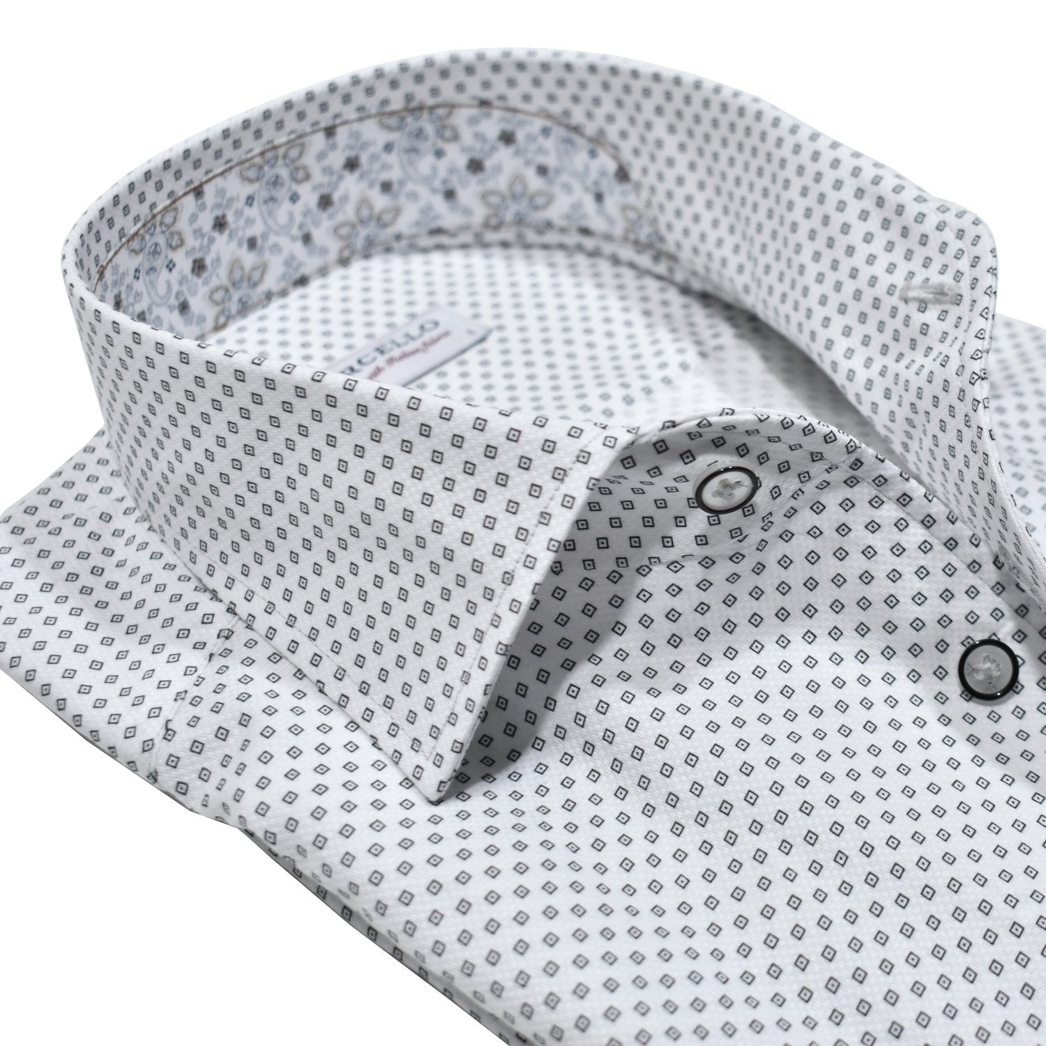 W944R Square Medallion Roll Collar