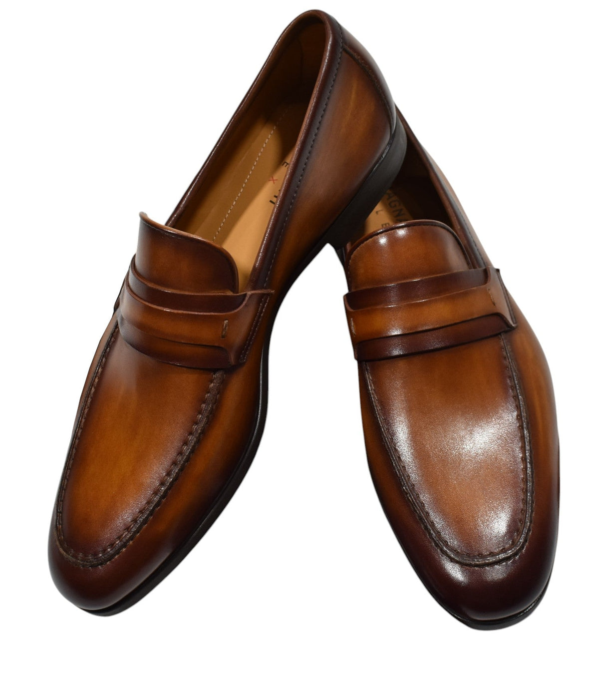 ZM23822B Magnanni Daniel Cuero Brown