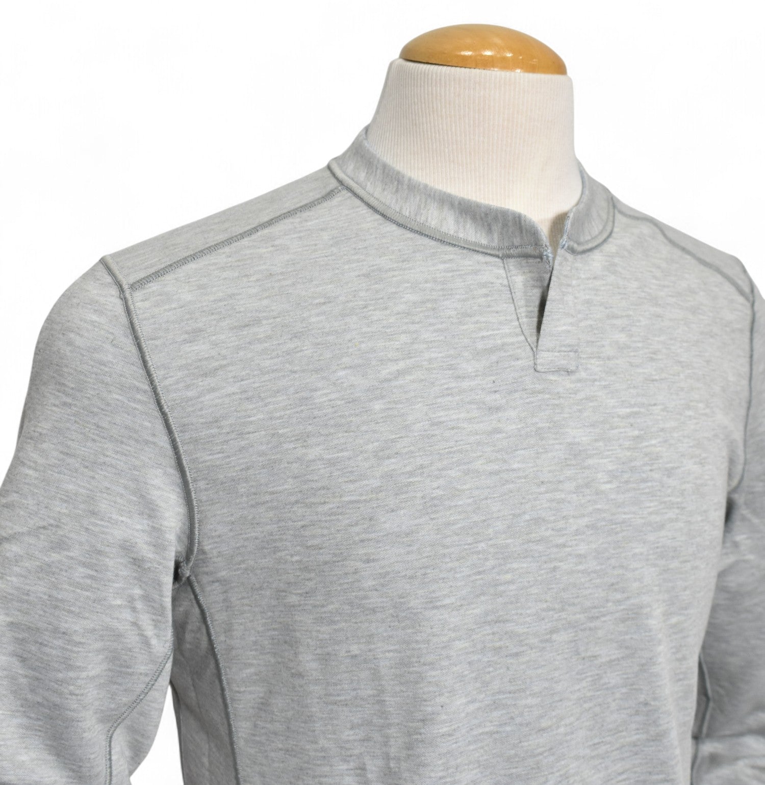 ZN9542 Reversible Johnny Crew Neck